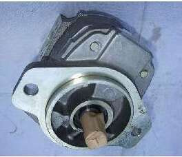 Komatsu dozer D40A/P/PL-1/D45A-1 pump Komatsu hydraulic pump komatsu hydraulic gear pump 704-12-35100
